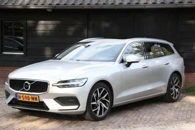 Volvo V60 (2019) thumbnail 6