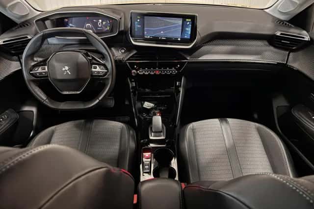 Peugeot e-208 (2021) thumbnail 3