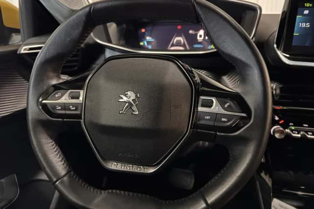 Peugeot e-208 (2021) thumbnail 5