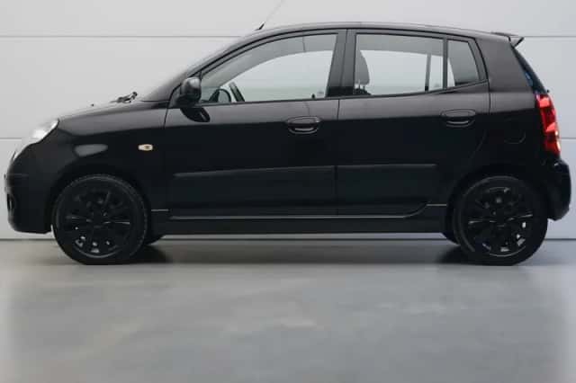 Kia Picanto (2010) thumbnail 2