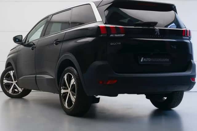 Peugeot 5008 (2020) thumbnail 3