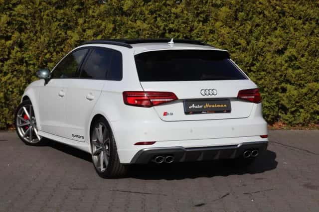 Audi S3 (2017) thumbnail 2