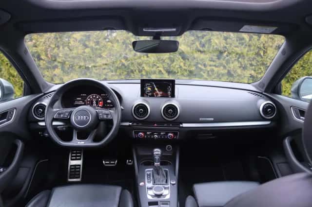 Audi S3 (2017) thumbnail 5