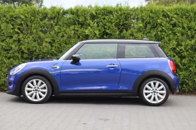 MINI Cooper (2020) thumbnail 3