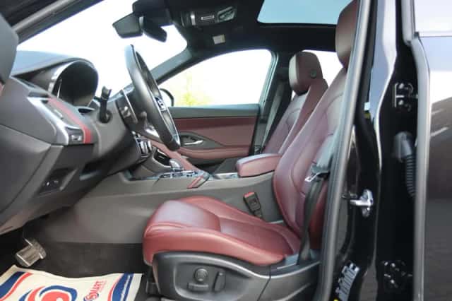 Jaguar E-Pace (2022) thumbnail 6