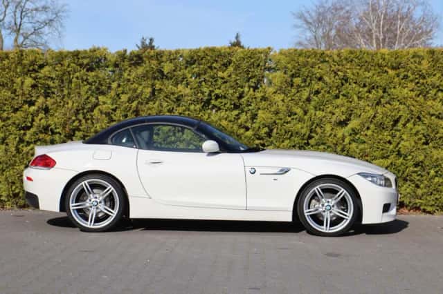 BMW Z4 (2016) thumbnail 4