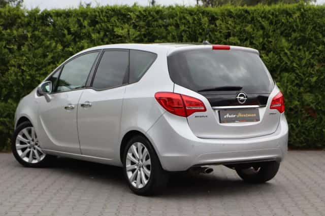 Opel Meriva (2011) thumbnail 2