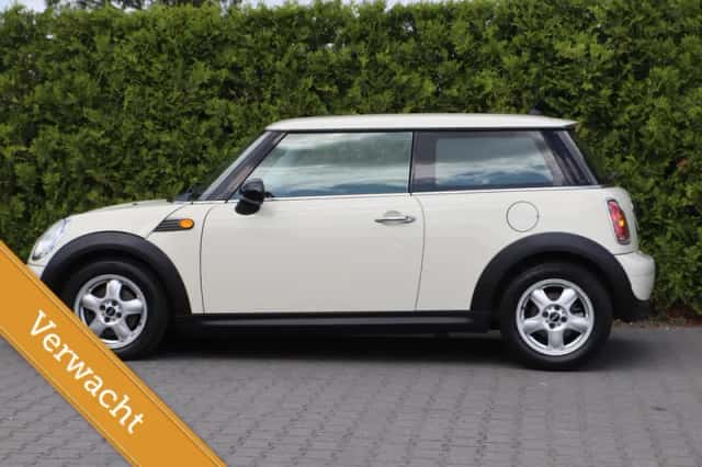 MINI One (2007) thumbnail 3