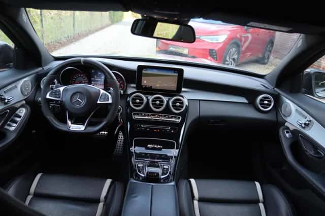 Mercedes-Benz C-Klasse (2015) thumbnail 5