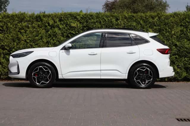 Ford Kuga (2024) thumbnail 3