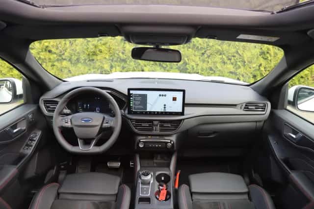 Ford Kuga (2024) thumbnail 5