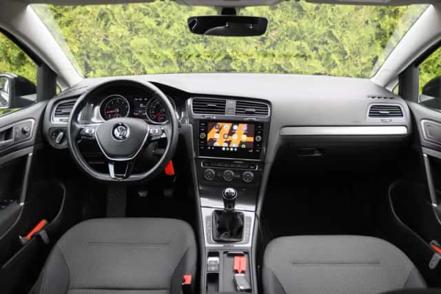 Volkswagen Golf (2018) thumbnail 5