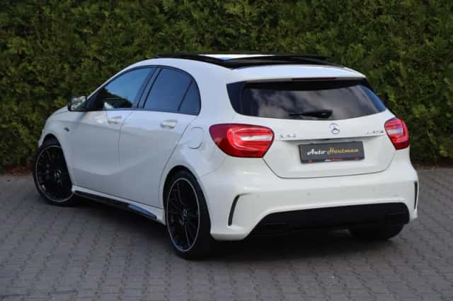 Mercedes-Benz A-Klasse (2015) thumbnail 2