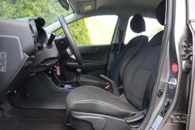Kia Picanto (2019) thumbnail 4