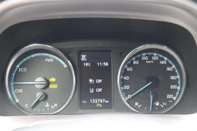 Toyota RAV4 (2018) thumbnail 6