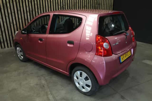 Suzuki Alto (2011) thumbnail 5