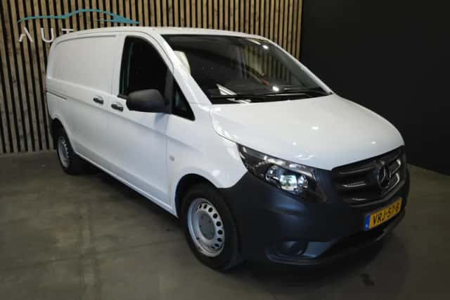Mercedes-Benz Vito (2018) thumbnail 4