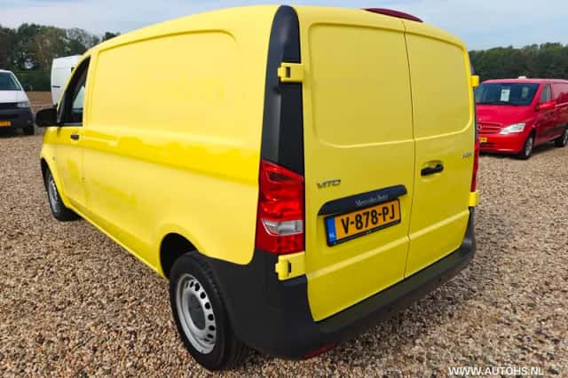 Mercedes-Benz Vito (2019) thumbnail 3