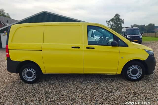 Mercedes-Benz Vito (2019) thumbnail 6