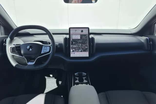 Volvo EX30 (2024) thumbnail 4