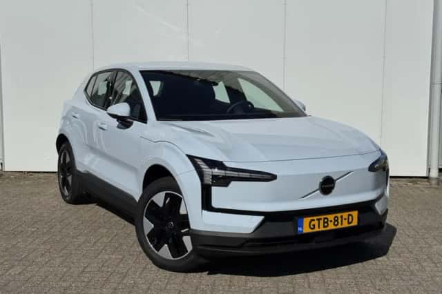 Volvo EX30 (2024) thumbnail 5