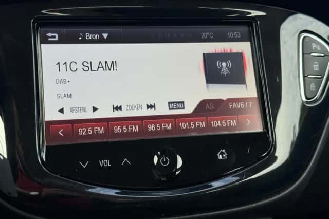 Opel Adam (2015) thumbnail 6