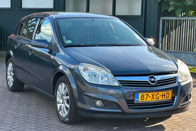 Opel Astra (2007) thumbnail 6