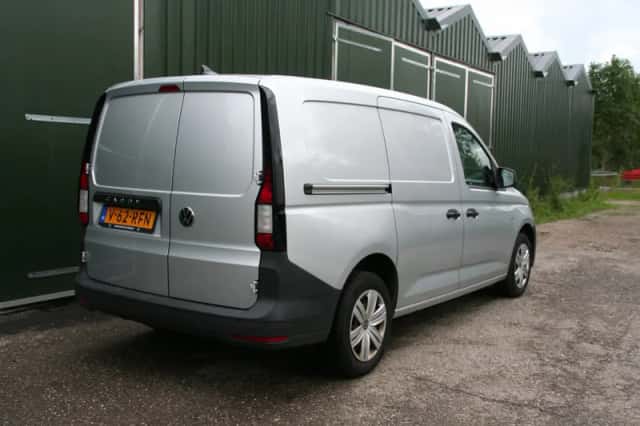 Volkswagen Caddy (2023) thumbnail 3