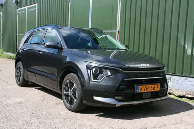 Kia Niro (2022) thumbnail 3