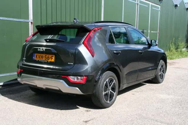 Kia Niro (2022) thumbnail 4