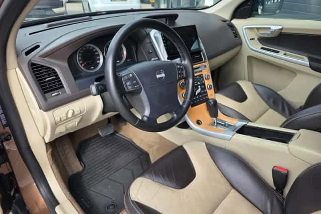Volvo XC60 (2009) thumbnail 6