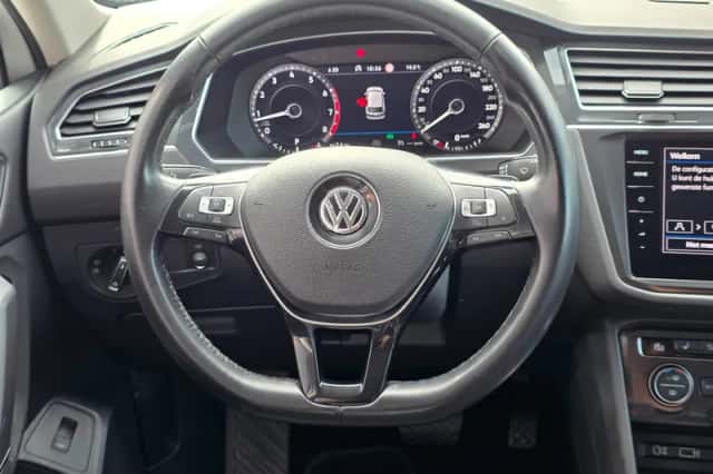 Volkswagen Tiguan (2018) thumbnail 4