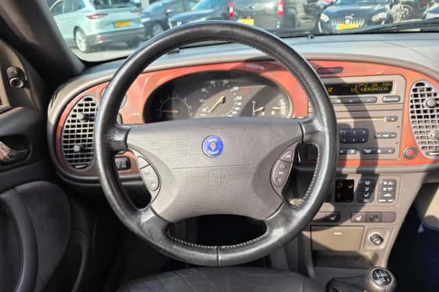 Saab 9-3 (2000) thumbnail 5