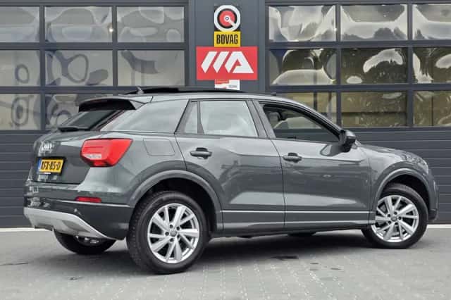 Audi Q2 (2019) thumbnail 3
