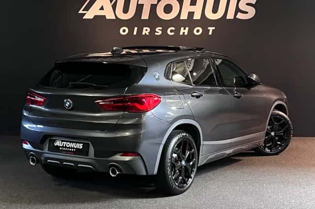 BMW X2 (2019) thumbnail 2
