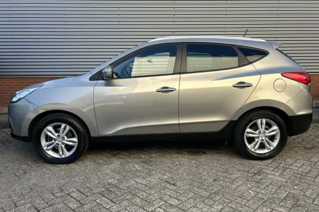Hyundai ix35 (2010) thumbnail 3