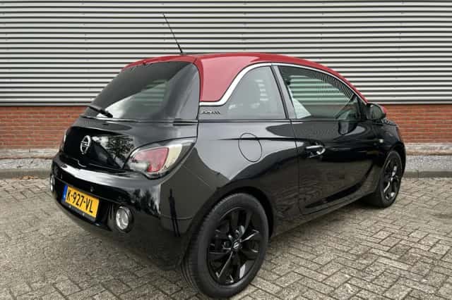 Opel Adam (2018) thumbnail 3