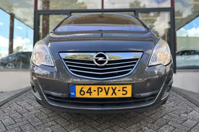 Opel Meriva (2011) thumbnail 2