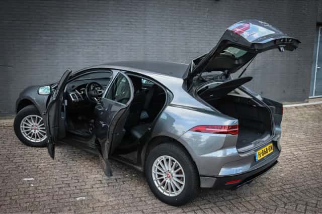Jaguar I-Pace (2019) thumbnail 3