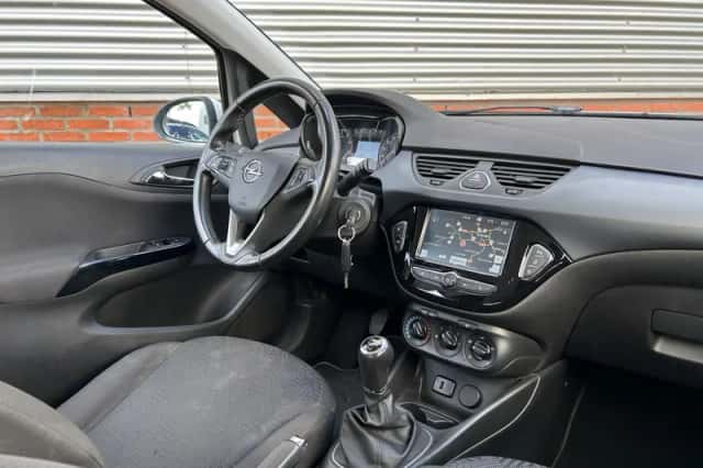 Opel Corsa (2019) thumbnail 3
