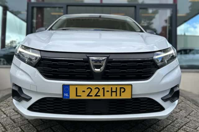 Dacia Sandero (2021) thumbnail 2