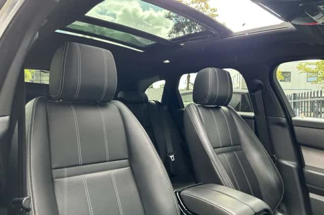 Land Rover Range Rover Velar (2020) thumbnail 6