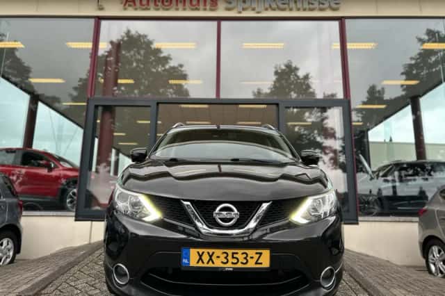 Nissan Qashqai (2016) thumbnail 2