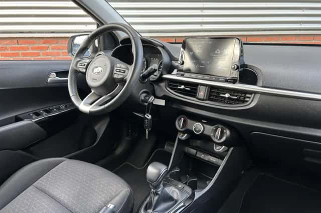 Kia Picanto (2021) thumbnail 5
