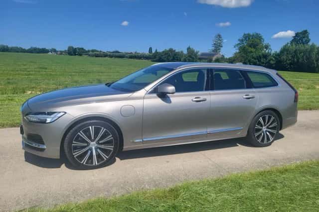 Volvo V90 (2021) thumbnail 2
