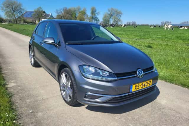 Volkswagen Golf (2019) thumbnail 1