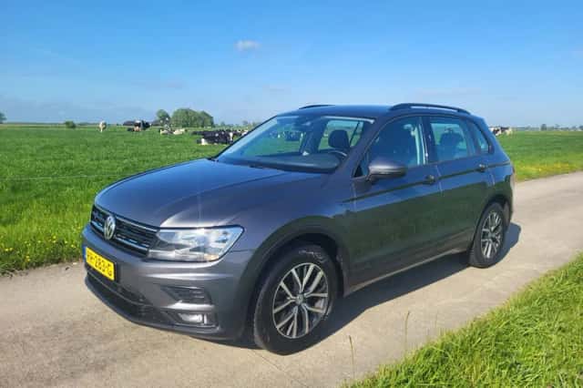 Volkswagen Tiguan (2018) thumbnail 3