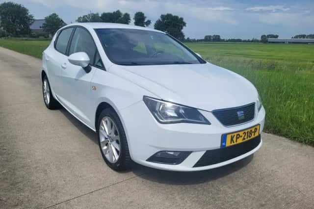 SEAT Ibiza (2017) thumbnail 1