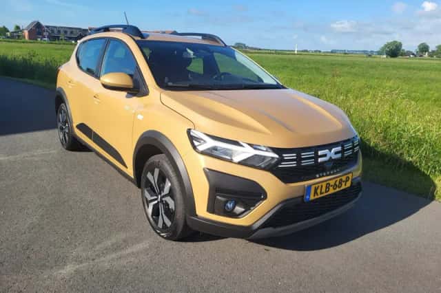 Dacia Sandero (2025) thumbnail 1