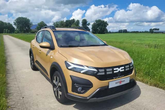 Dacia Sandero (2025) thumbnail 4